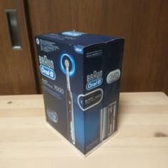 【ジャンク品】ブラウン　オーラルB　プラチナ・ブラック7000電動歯ブラシのサムネイル