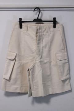 UNIFORME グルカショーツ アイボリーのサムネイル