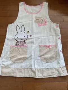 hmh0221様専用☆ミッフィー  エプロン2枚組のサムネイル