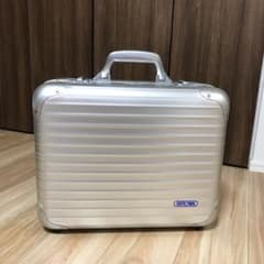 値下げ★ リモワ RIMOWA 期間限定出品 超レアのサムネイル