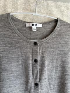 UNIQLO クルーネックカーディガン グレーのサムネイル