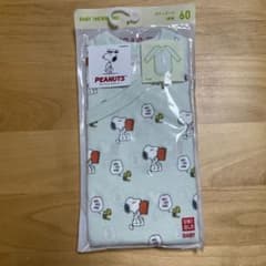 【新品・未使用】ユニクロ ボディスーツ 長袖 肌着　60 スヌーピーのサムネイル