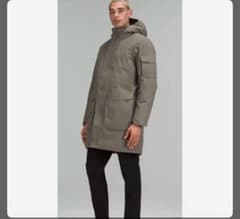 S lululemonオリーブ ダウンジャケットのサムネイル