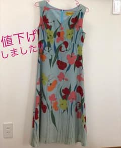 最終値下げ‼︎  *ホコモモラ*花柄ロングワンピースのサムネイル