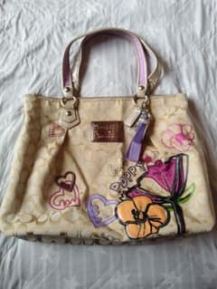 lala mona様  COACH コーチ　ポピー　シグネチャートートのサムネイル