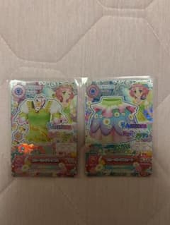 アイカツカード ブルーミングトップス・スカートのサムネイル
