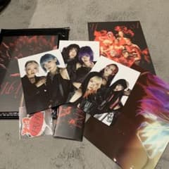 HANA ［フォトブック+グッズ］＜完全生産限定盤＞のサムネイル