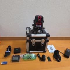 グリーンレーザー墨出し器 侍ブラックTGL-3PM (高儀) - メルカリ