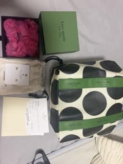 kate spade NEW YORK リボン ピアス 誕生日プレゼントのサムネイル