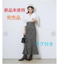 【限界値下げ】ハイウエストタイトヘムフレアスカート　snidelのサムネイル