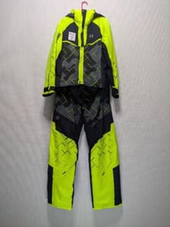 ON-YO-NEオンヨネスキーウェア上下セット - メルカリ