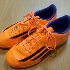 アディダス☆フットサルシューズ 24.5のサムネイル