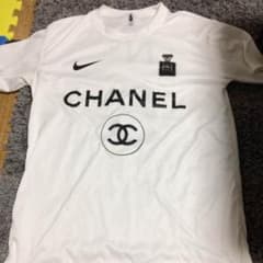 CHANEL tシャツのサムネイル