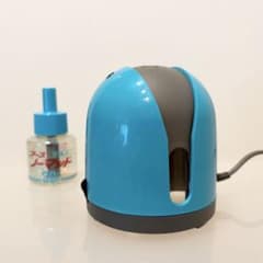 アースノーマット 蚊取り器 本体+取替ボトル１本のサムネイル