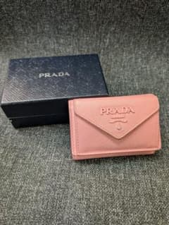 PRADA プラダ ピンク ミニコンパクト財布 三つ折り 1MH021 - メルカリ