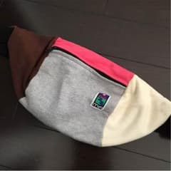 ボディバックのサムネイル