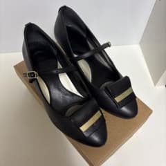 黒 パンプス 23cmのサムネイル