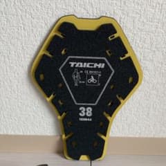 RSタイチ　バックプロテクター　TRV044 38サイズのサムネイル
