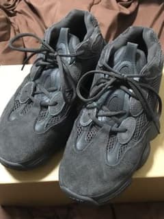 adidas yeezy500のサムネイル