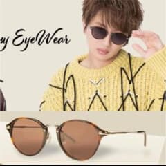Nissy サングラスのサムネイル