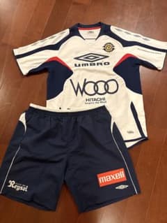 UMBRO 柏レイソル トレーニングウェア 上下セット UMBRO 柏レイソル トレーニングウェア 上下セット - メルカリ