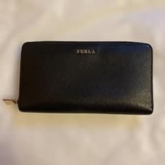 FURLA ブラック 長財布　今月末に取り下げます　最終値下げです。のサムネイル