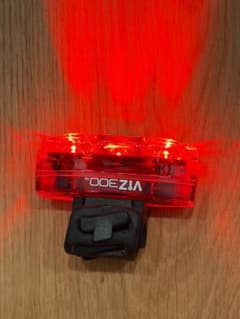 CATEYE ViZ300 テールライト 300ルーメン USB充電式のサムネイル