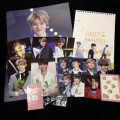 EXO ベッキョン 2018 シーズングリーティングセット - メルカリ