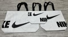 新品人気NIKE ショッピングトートバッグ S.M.L 3枚セットのサムネイル