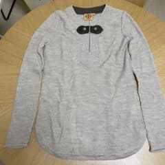 H.ai様専用　新品Tory Burch 長袖ニット XS グレーのサムネイル
