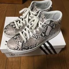 【momomo様専用】adidas × hyke パイソン 26.5cm 美品のサムネイル