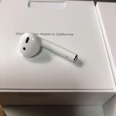 Air Pods イヤホン　右のみのサムネイル