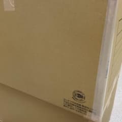 段ボール箱 ベージュのサムネイル
