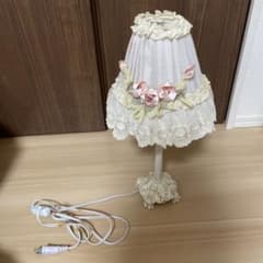 フロアランプ　フリル　花柄のサムネイル