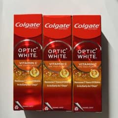 新製品 Colgate Optic White Vitamin C 80g x3のサムネイル