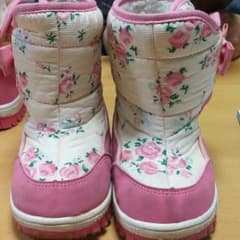 Uzuland  スノーブーツのサムネイル