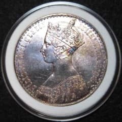 英古銭 ヴィクトリア女王 ゴシッククラウン銀貨 1847年 英古銭 ヴィクトリア女王 ゴシッククラウン銀貨1847年 - メルカリ