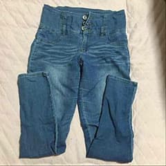 ハイウエストパンツのサムネイル