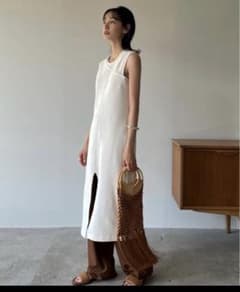 美品⭐︎【CLANE】LAYERED LONG TOPS ホワイト　サイズ1のサムネイル