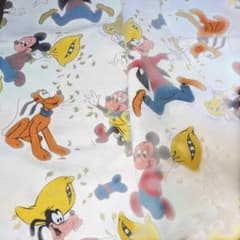 디즈니 원단 약 130 × 110cm 약간 두꺼운