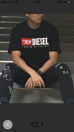美品☆DIESEL☆メンズ Tシャツ　navyのサムネイル