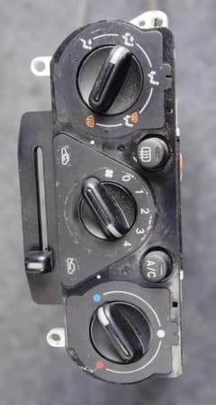 2002-2007年式 スバル インプレッサ WRX エアコンコントロールパネル 2002-2007年式 スバル インプレッサ WRX エアコンコントロールパネル