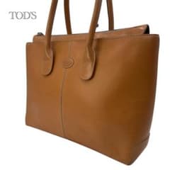 【美品】TOD’S トッズ レザー トートバッグ キャメル ヌメ革 保存袋付 美品】TOD'S トッズ レザー トートバッグ キャメル ヌメ革 保存袋付