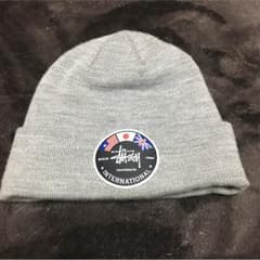 papa dog様専用 stussy ニットキャップ キャップクリップ付きのサムネイル
