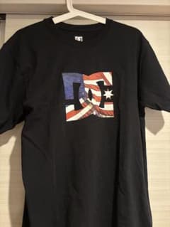 DC ブラック Tシャツ 国旗デザインのサムネイル