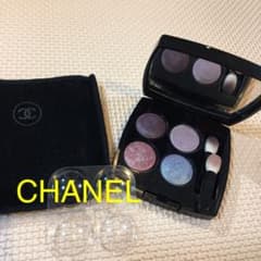 ★袋&外箱付き⭐︎★  CHANEL   シャネル  アイシャドウ　★⭐︎のサムネイル