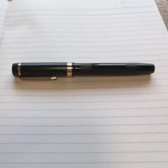 ONOTO THE PEN ブラック万年筆のサムネイル