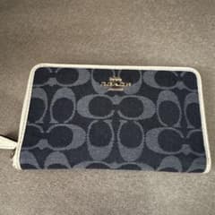 COACH シグネチャー ラウンドファスナー長財布のサムネイル