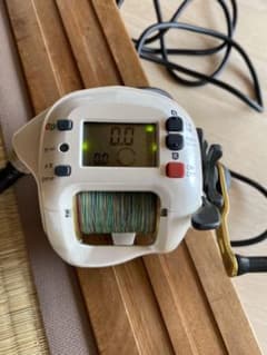 シマノ電動リール1000EV(美品)のサムネイル