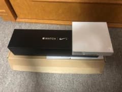 【未使用品】Apple Watch‎ series4 NIKE+　おまけ付きのサムネイル